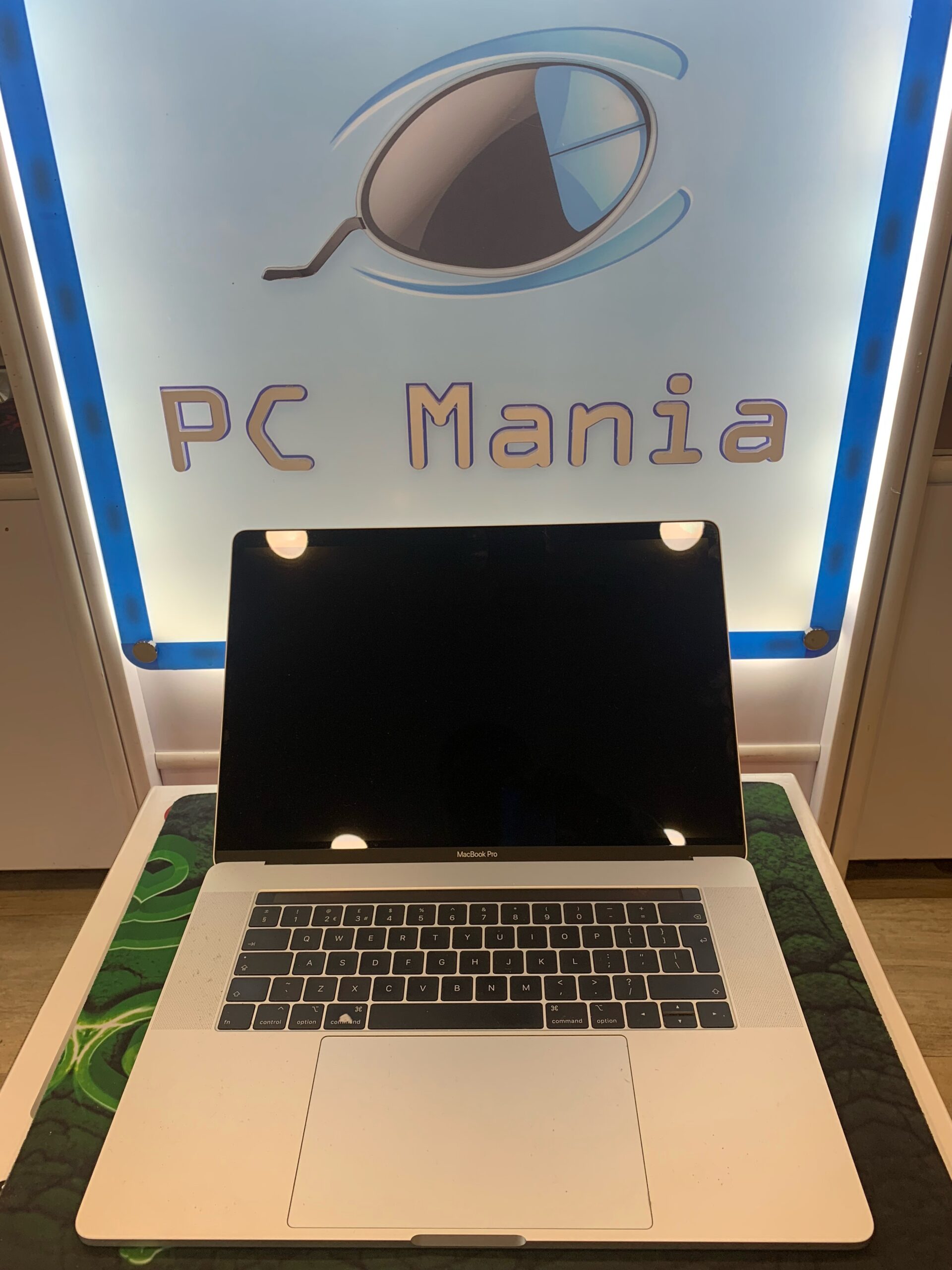MacBook Pro A1990 2018 PC Mania
